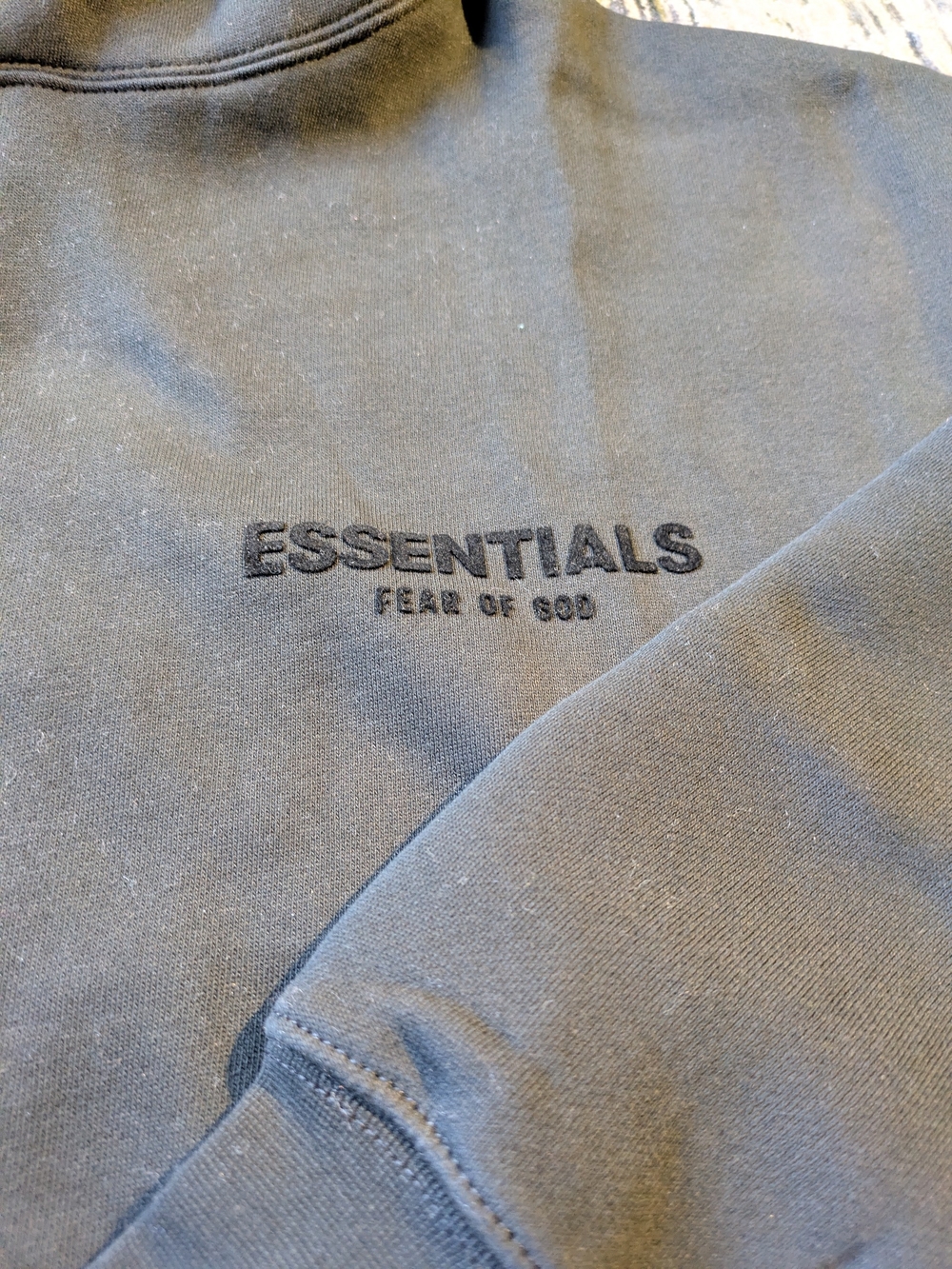 Fear of God ESSENTIALS Hoodie in Olive - Picture 3 of 6